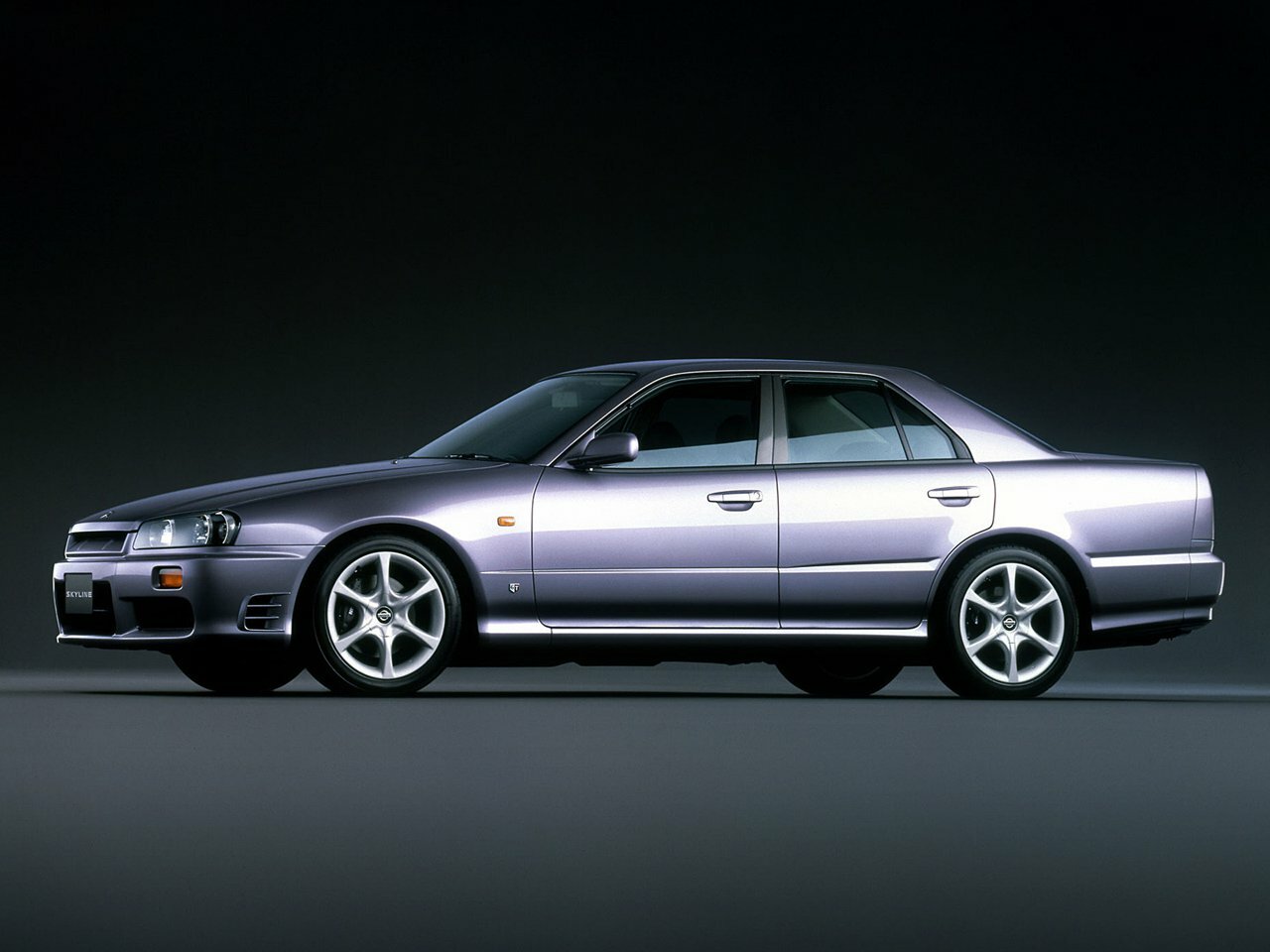Nissan Skyline X (1998-2002) - Седан