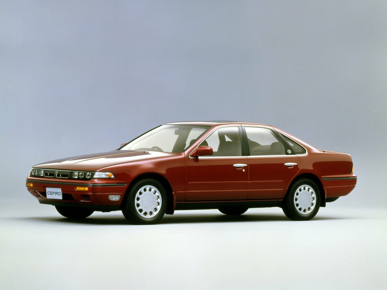 Nissan Cefiro I (1988-1994) - Седан
