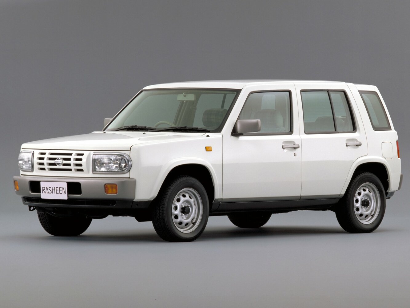 Nissan Rasheen I (1995-2000) - Универсал 5 дв.