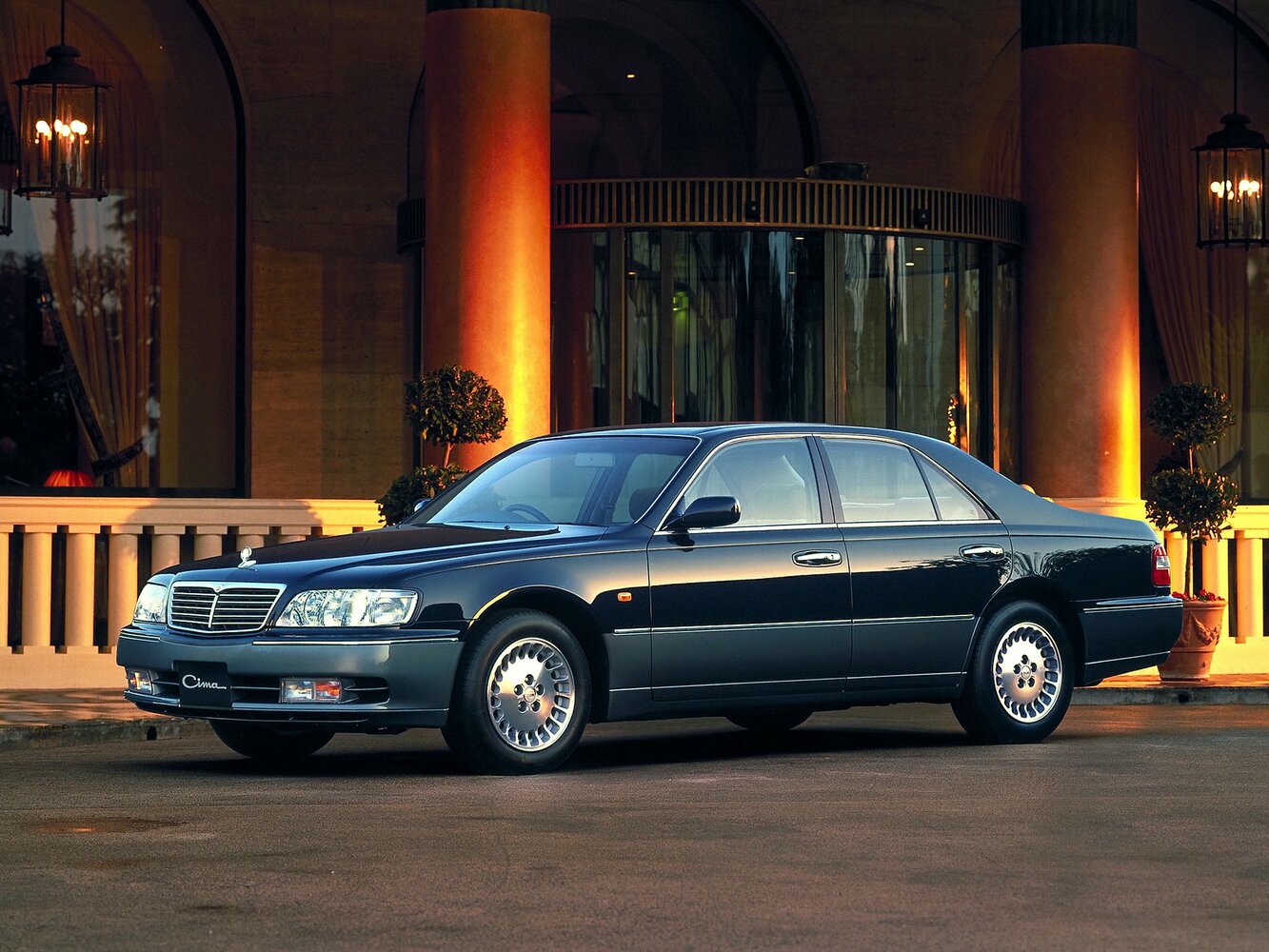 Nissan Cima III (1996-2001) - Седан