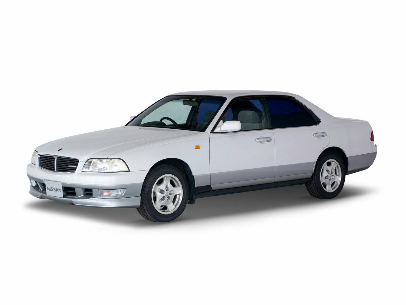 Nissan Leopard IV (1996-2000) - Седан