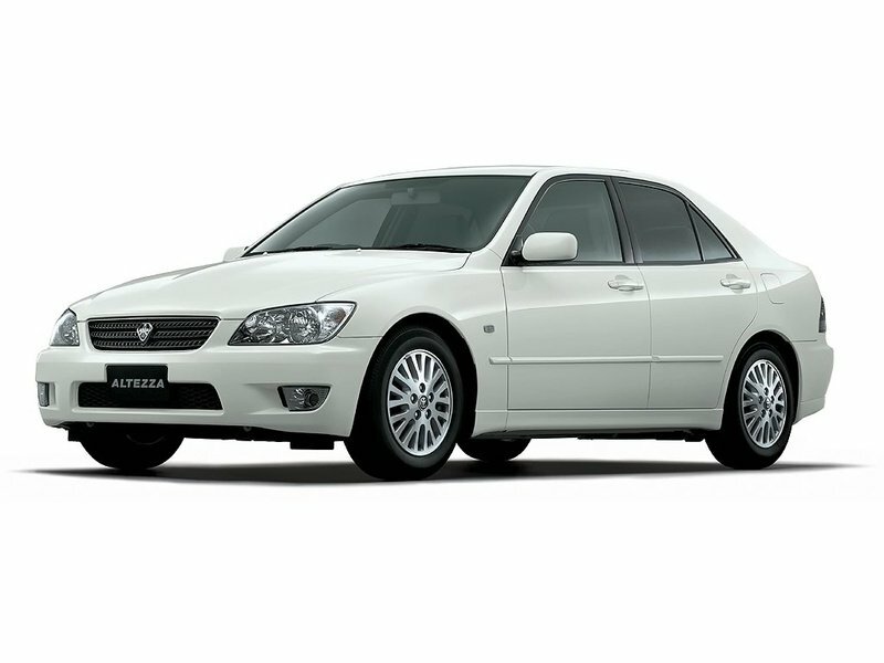 Toyota Altezza I (1998-2005) - Седан