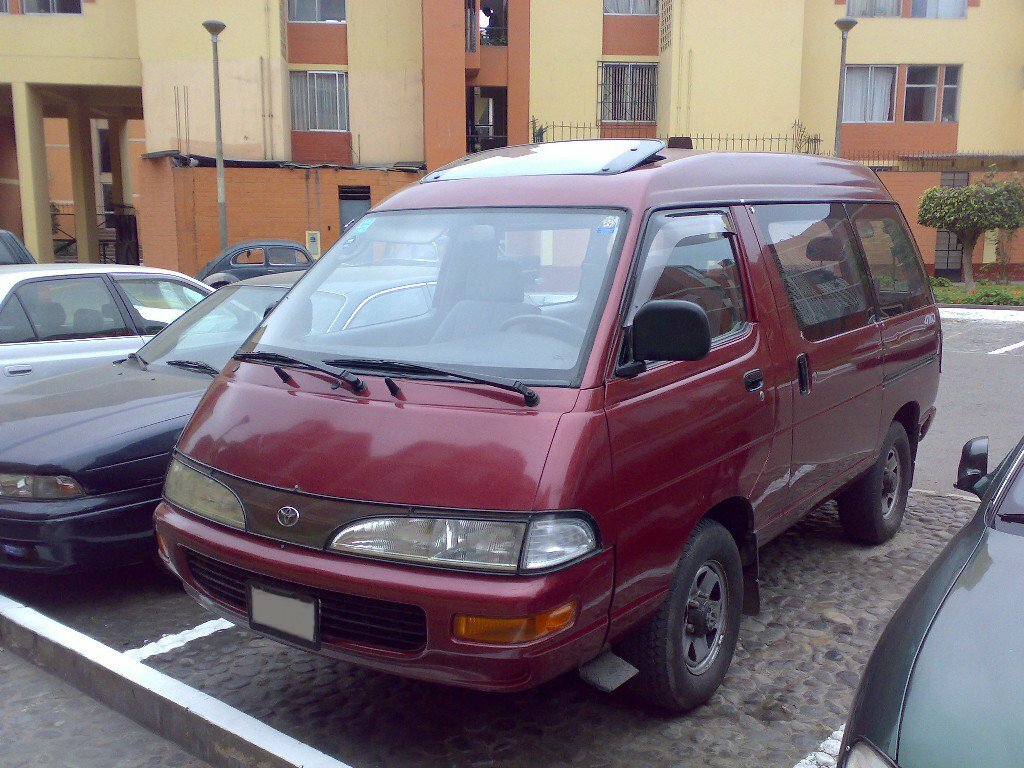 Toyota Lite Ace IV (1992-1996) - Минивэн