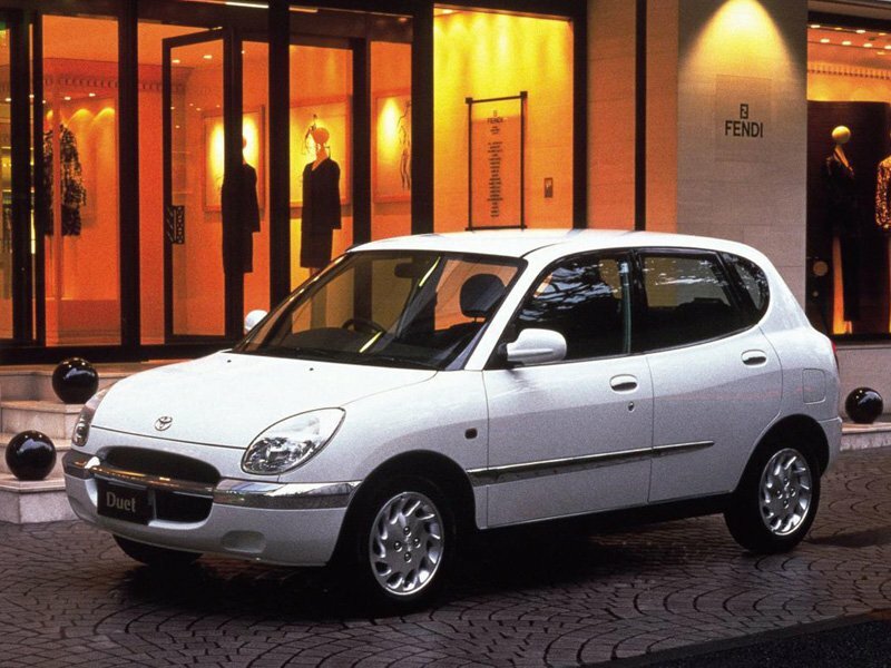 Toyota Duet I (1998-2004) - Хэтчбек 5 дв.