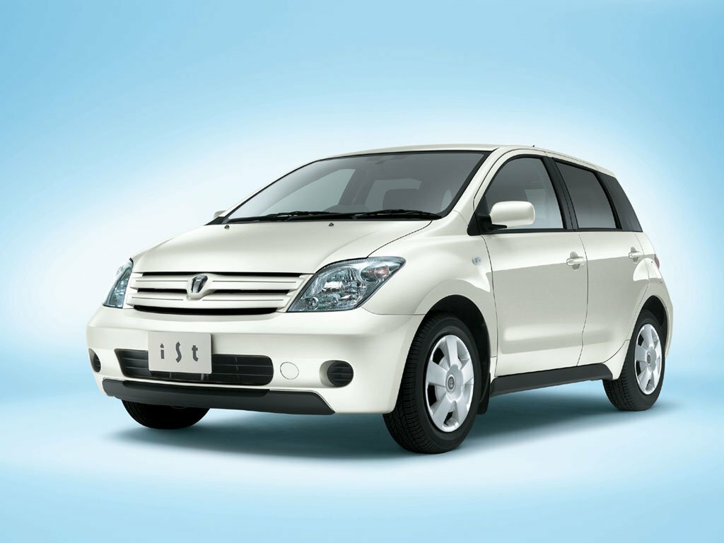 Toyota Ist I (2001-2007) - Хэтчбек 5 дв.