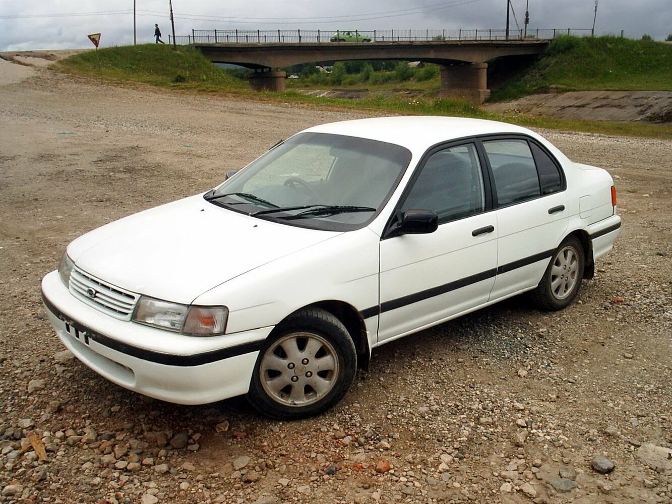 Toyota Corsa IV (1990-1994) - Седан