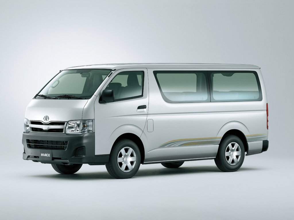 Toyota HiAce H200 (2004-2026) - Минивэн
