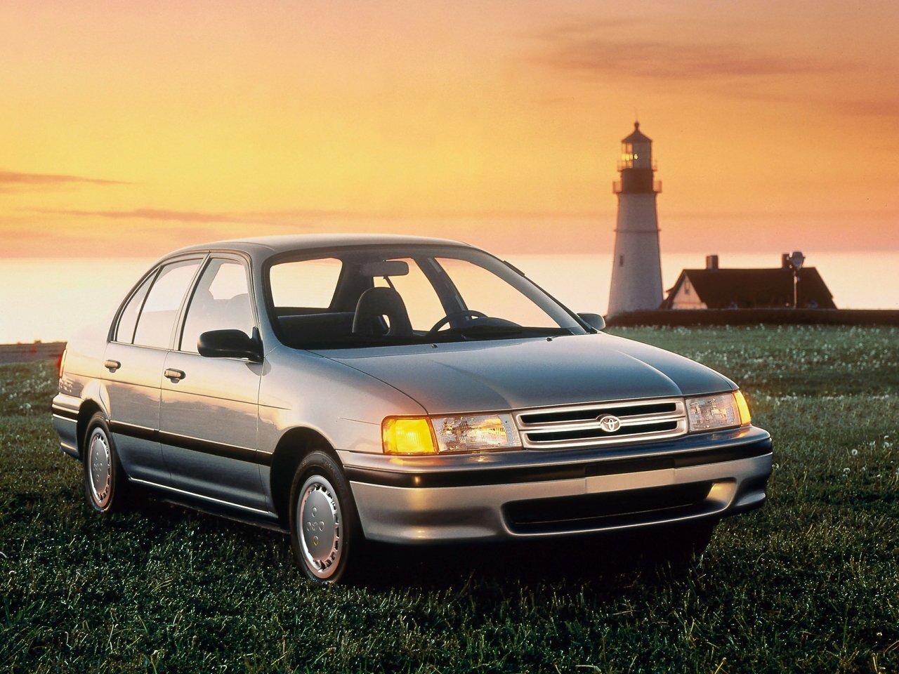 Toyota Tercel IV (1990-1994) - Седан