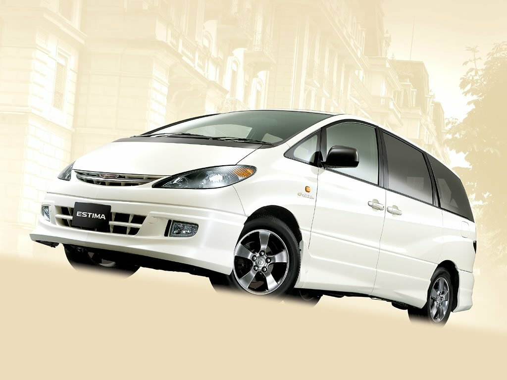Toyota Estima II (2000-2006) - Минивэн