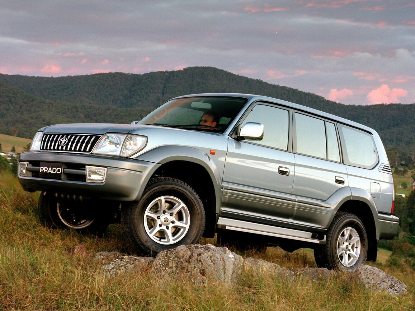 Toyota Land Cruiser Prado 90 (1996-2002) - Внедорожник 5 дв.