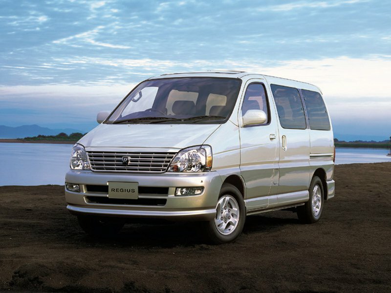 Toyota Regius I (1997-2002) - Минивэн
