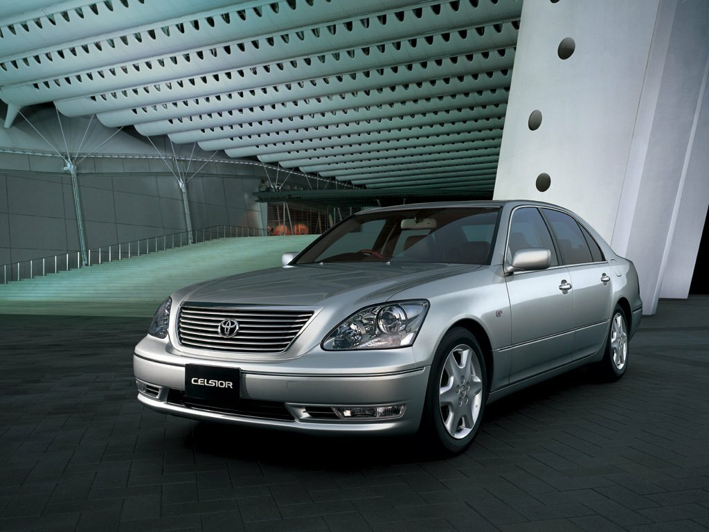 Toyota Celsior III (2000-2006) - Седан