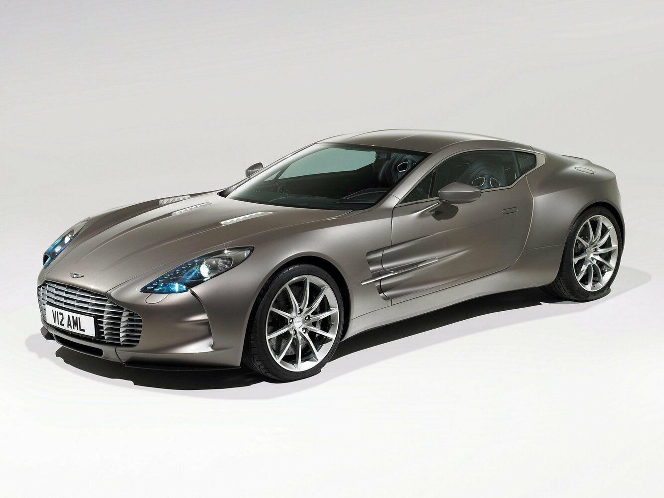 Aston Martin One-77 I (2009-2012) - Купе