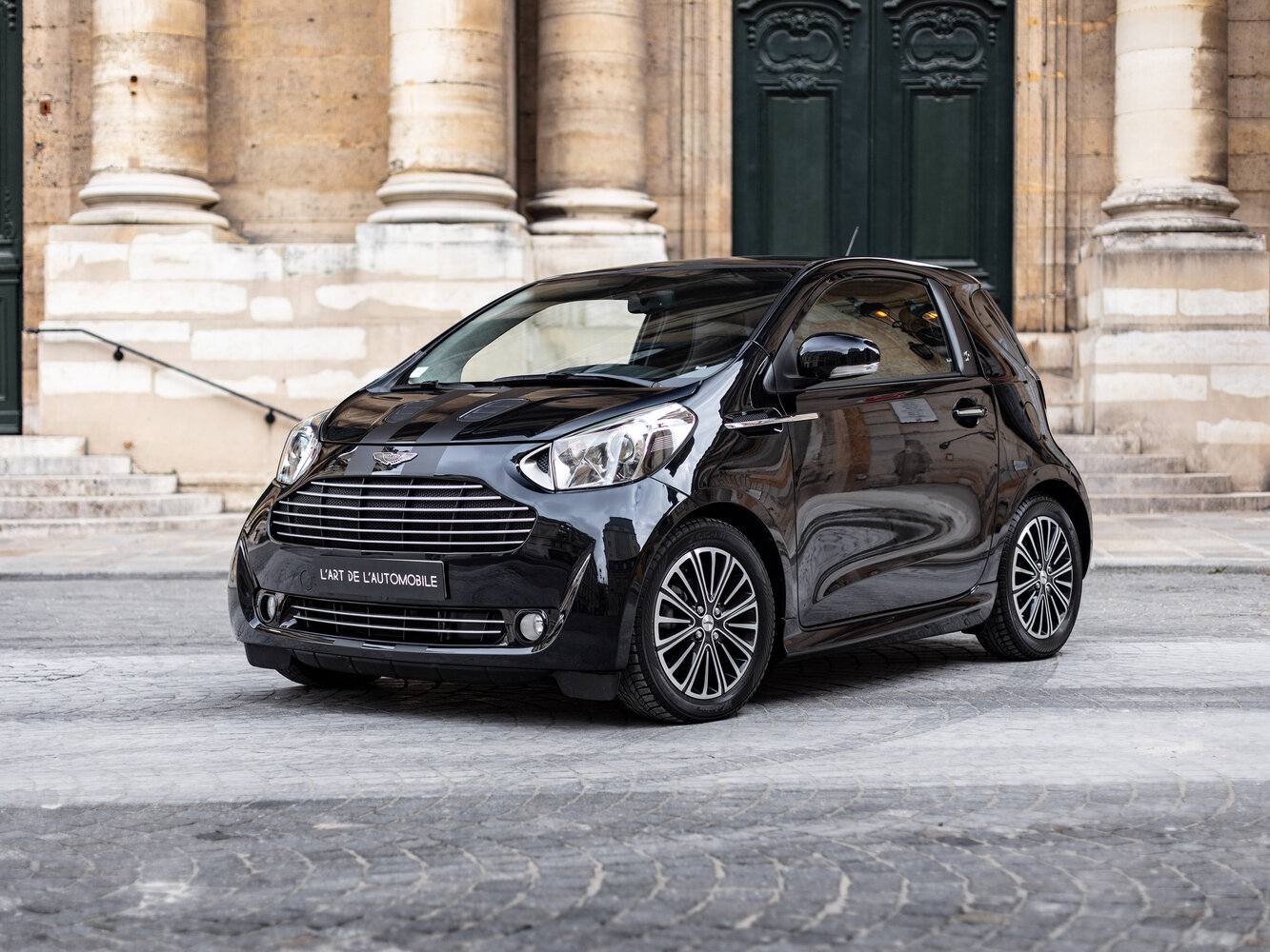 Aston Martin Cygnet I (2011-2013) - Хэтчбек 3 дв.
