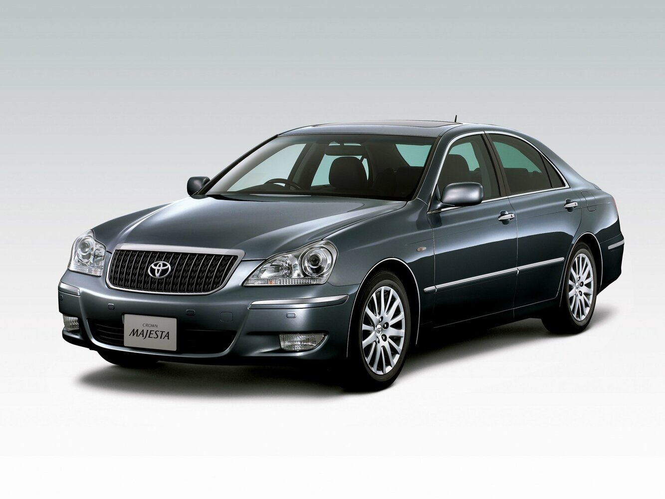 Toyota Crown Majesta IV (2004-2009) - Седан