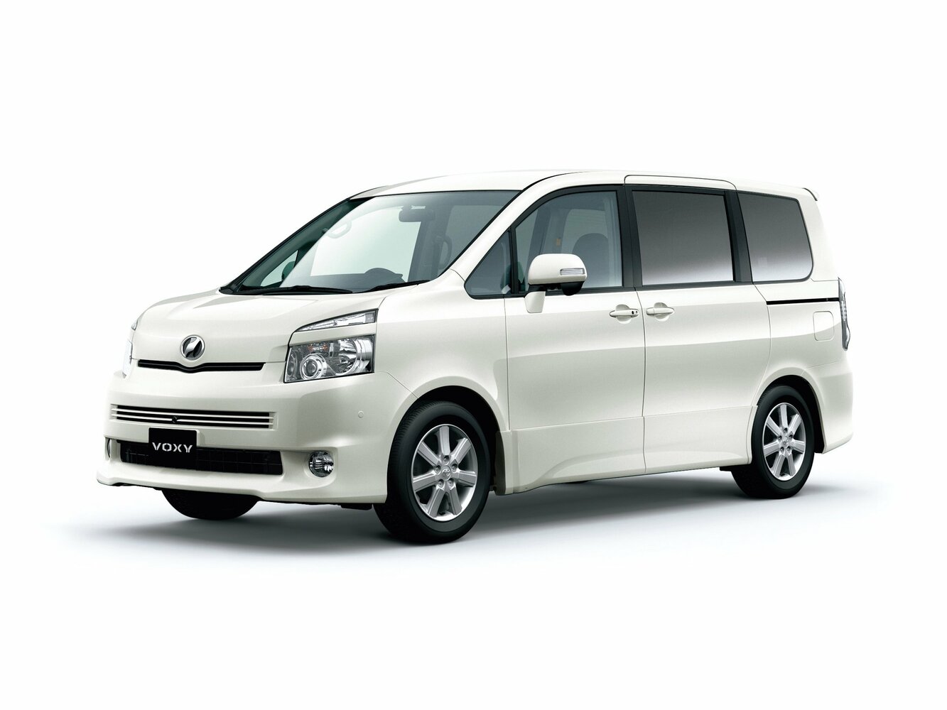 Toyota Voxy II (2007-2013) - Минивэн