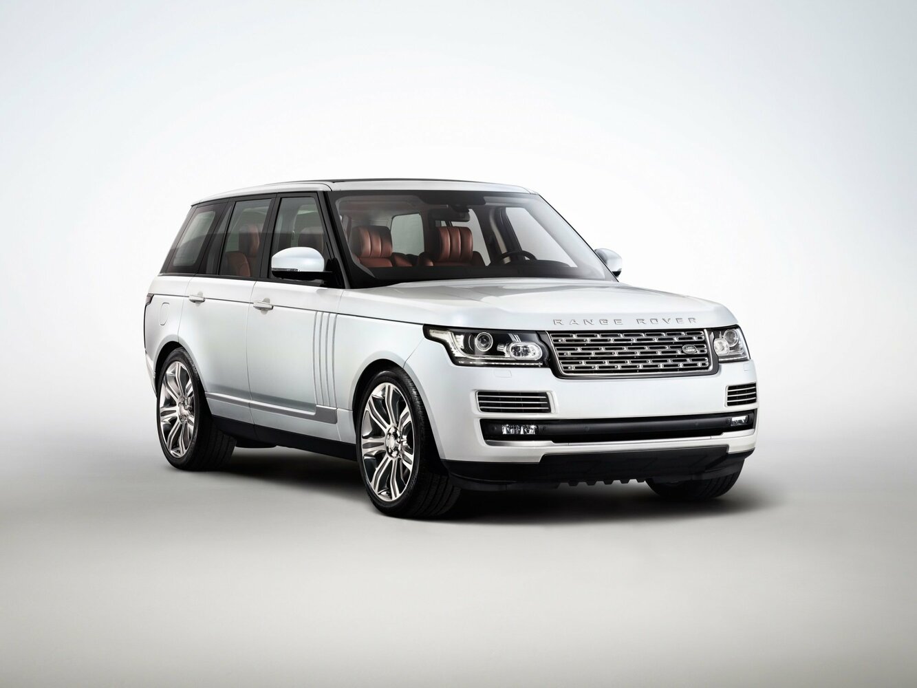 Land Rover Range Rover IV (2012-2022) - Внедорожник 5 дв.