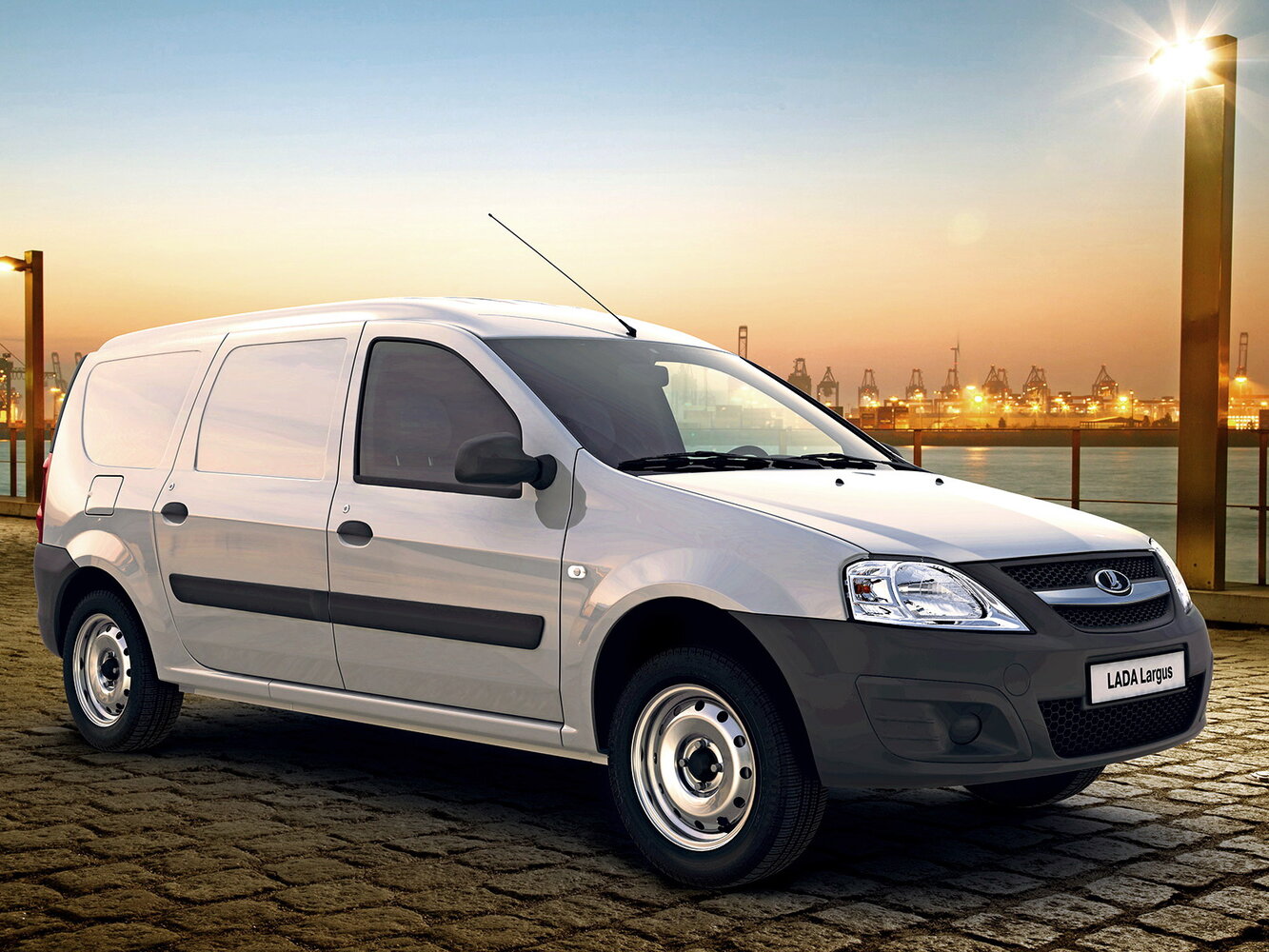 Lada (ВАЗ) Largus I (2012-2026) - Фургон