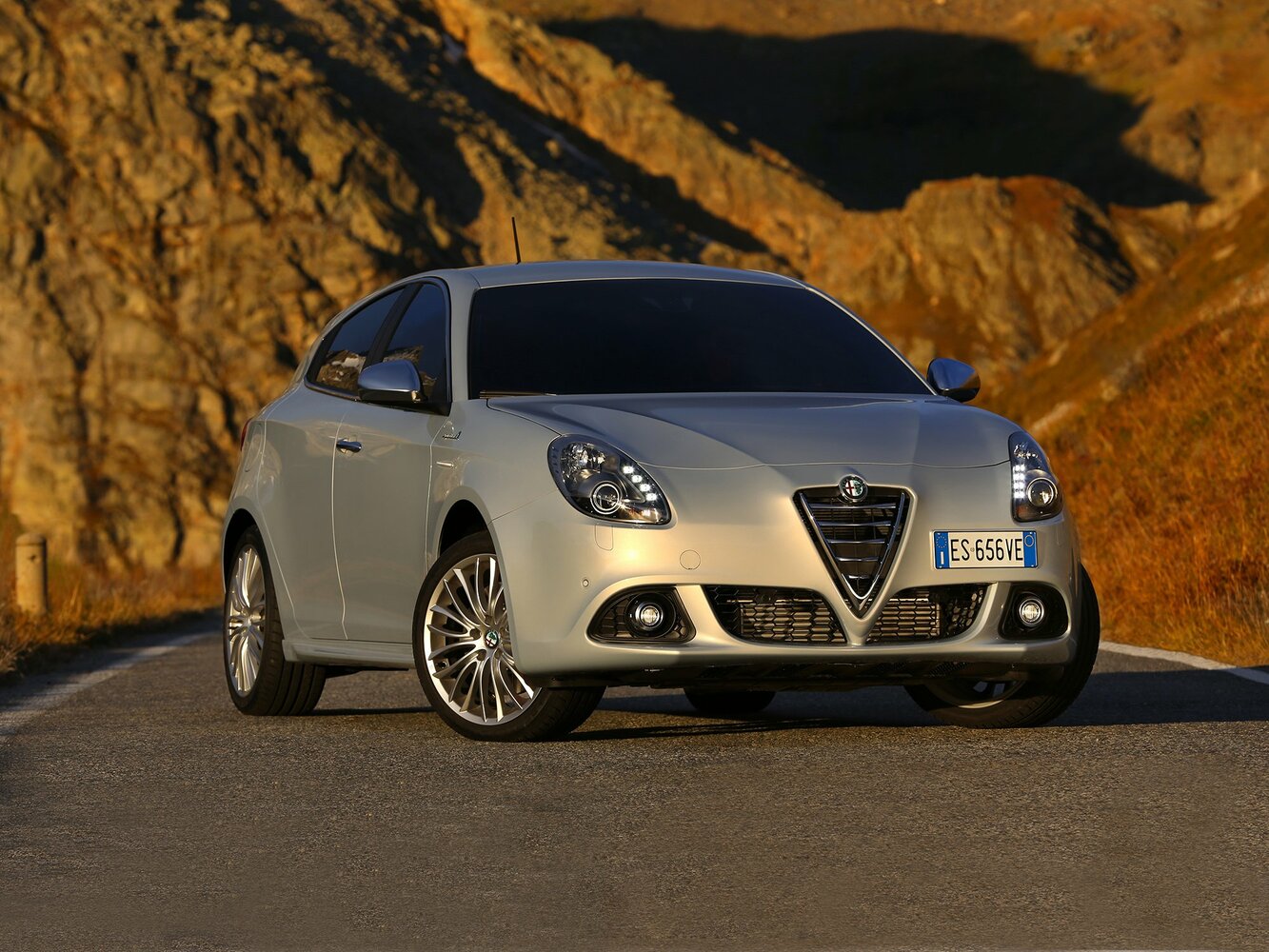 Alfa Romeo Giulietta III (2010-2020) - Хэтчбек 5 дв.