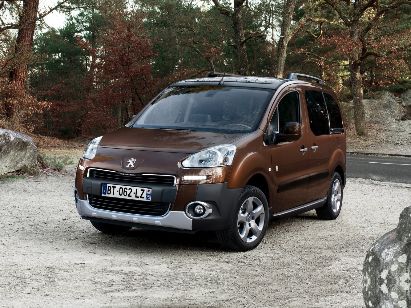 Peugeot Partner II (2008-2026) - Компактвэн