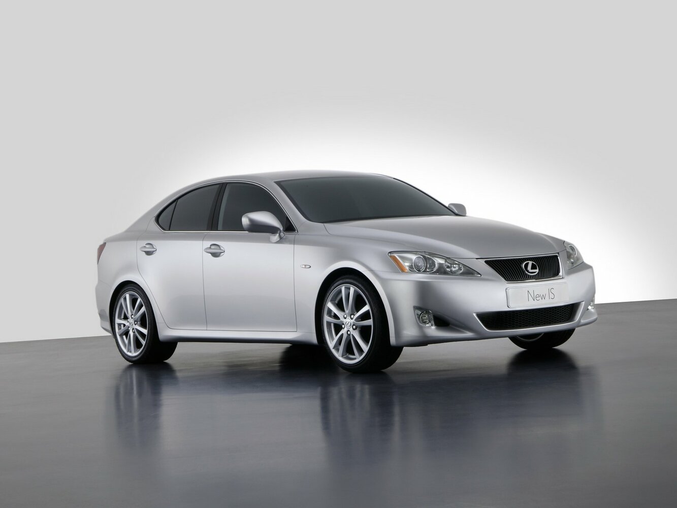 Lexus IS II (2005-2016) - Седан