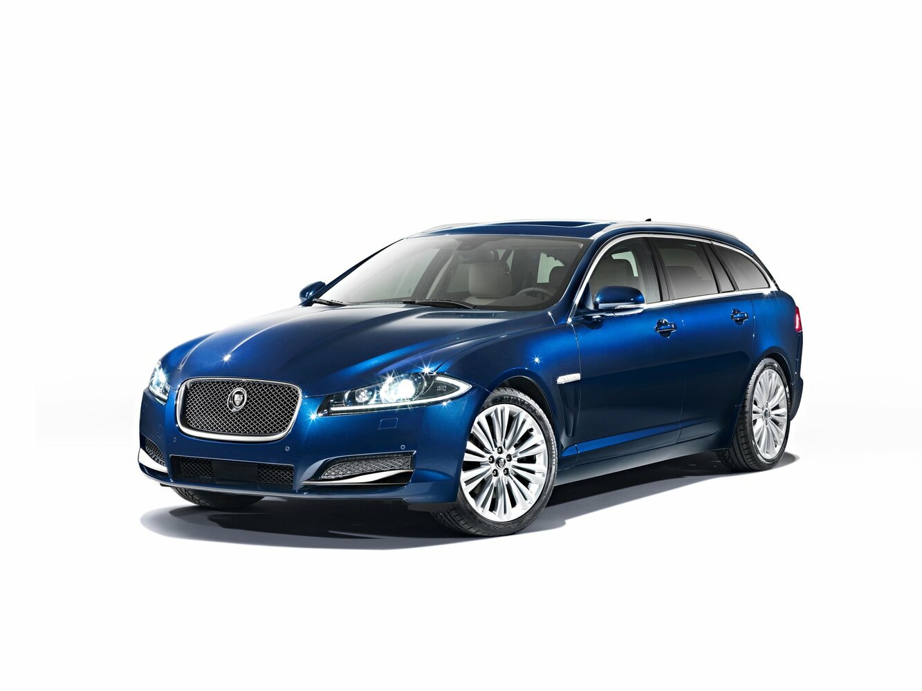 Jaguar XF I (2007-2015) - Универсал 5 дв.