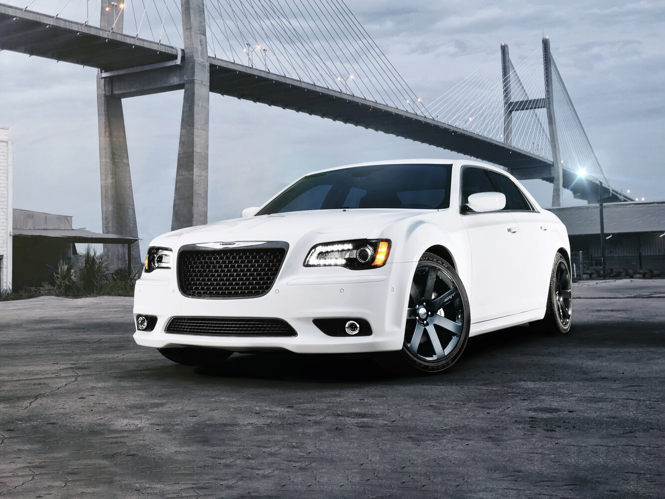 Chrysler 300C II (2011-2023) - Седан SRT8