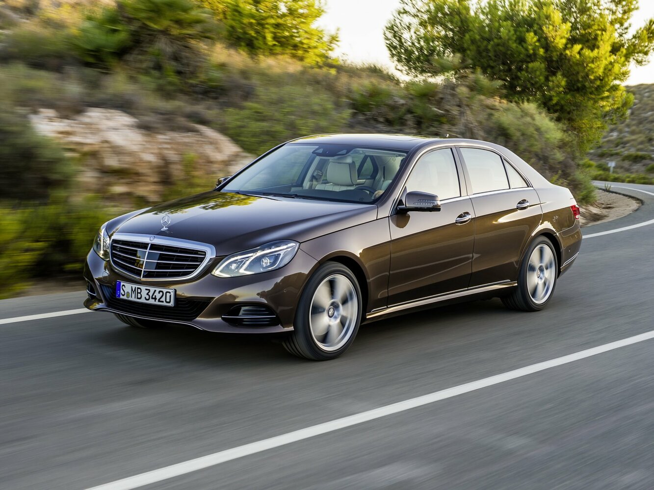 Mercedes-Benz E-Класс IV (2009-2016) - Седан