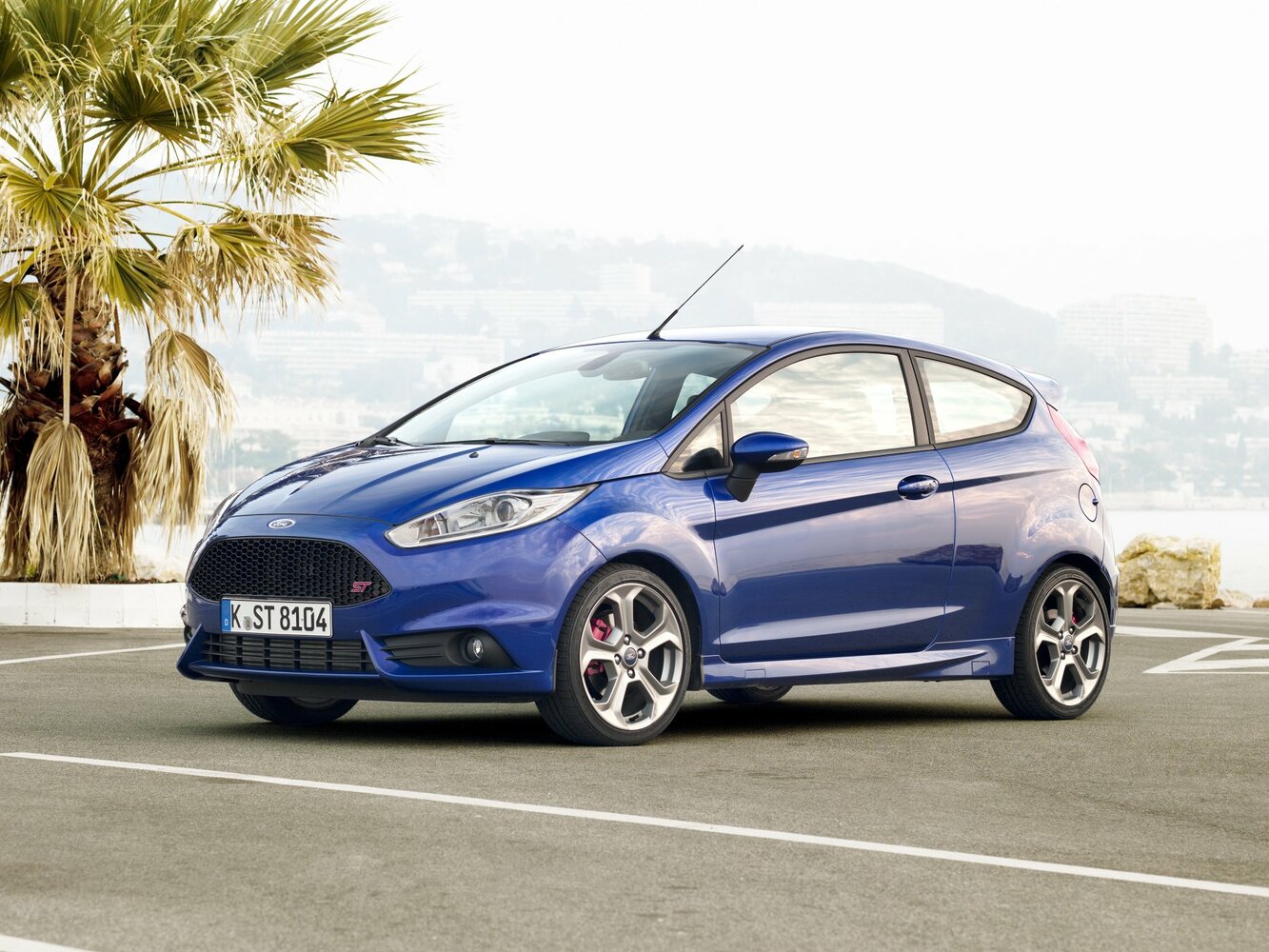 Ford Fiesta ST VI (2013-2018) - Хэтчбек 3 дв.