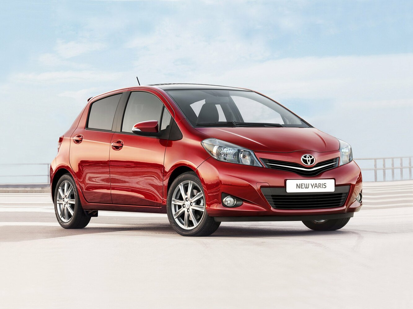 Toyota Yaris III (2010-2020) - Хэтчбек 5 дв.