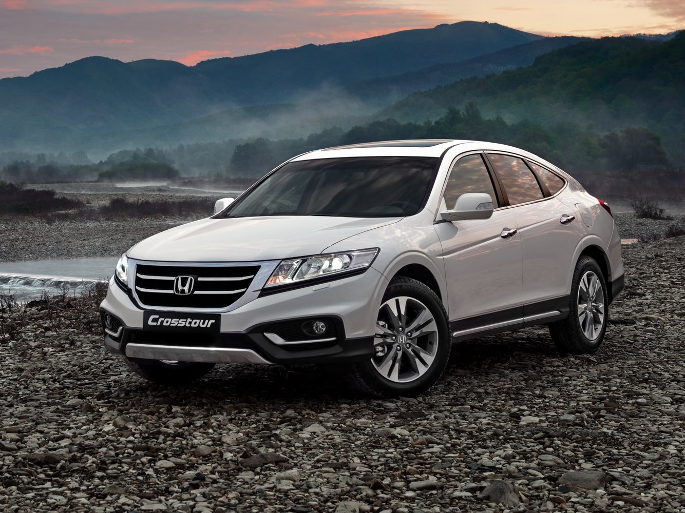 Honda Crosstour I (2009-2015) - Внедорожник 5 дв.