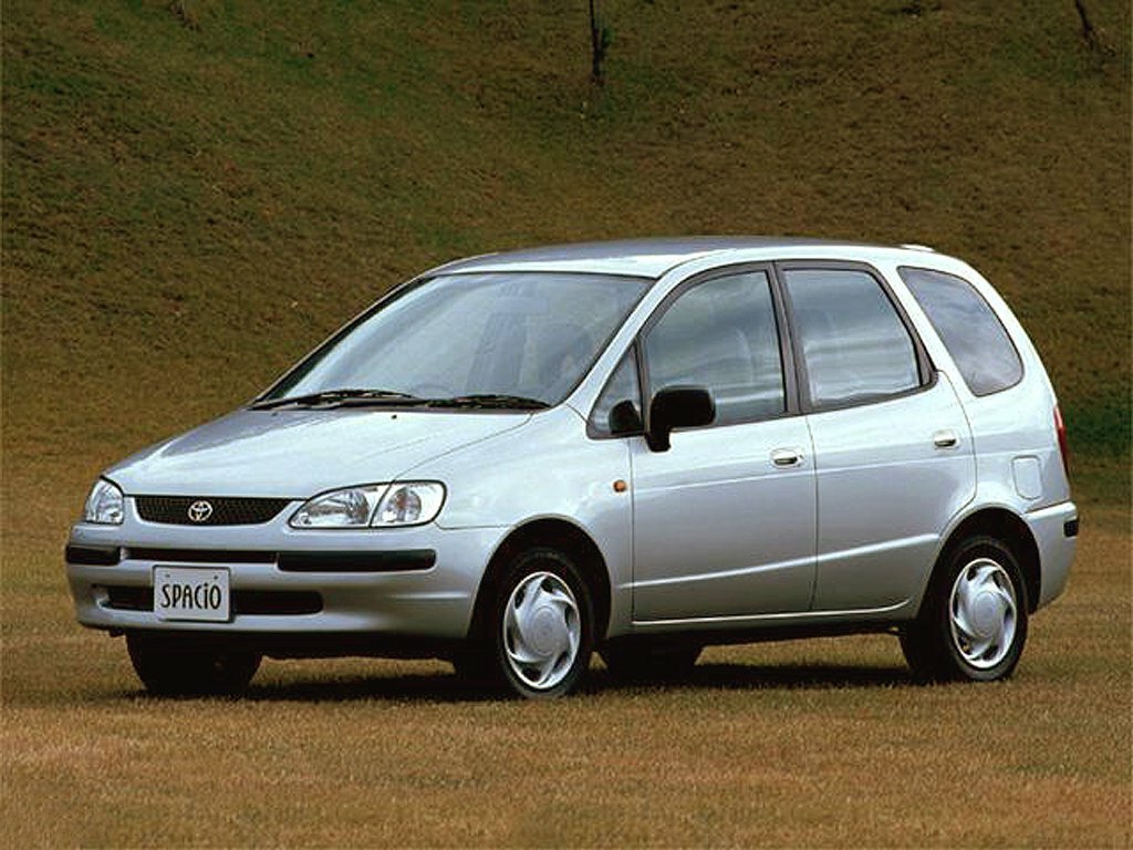 Toyota Corolla Spacio I (1997-2001) - Компактвэн