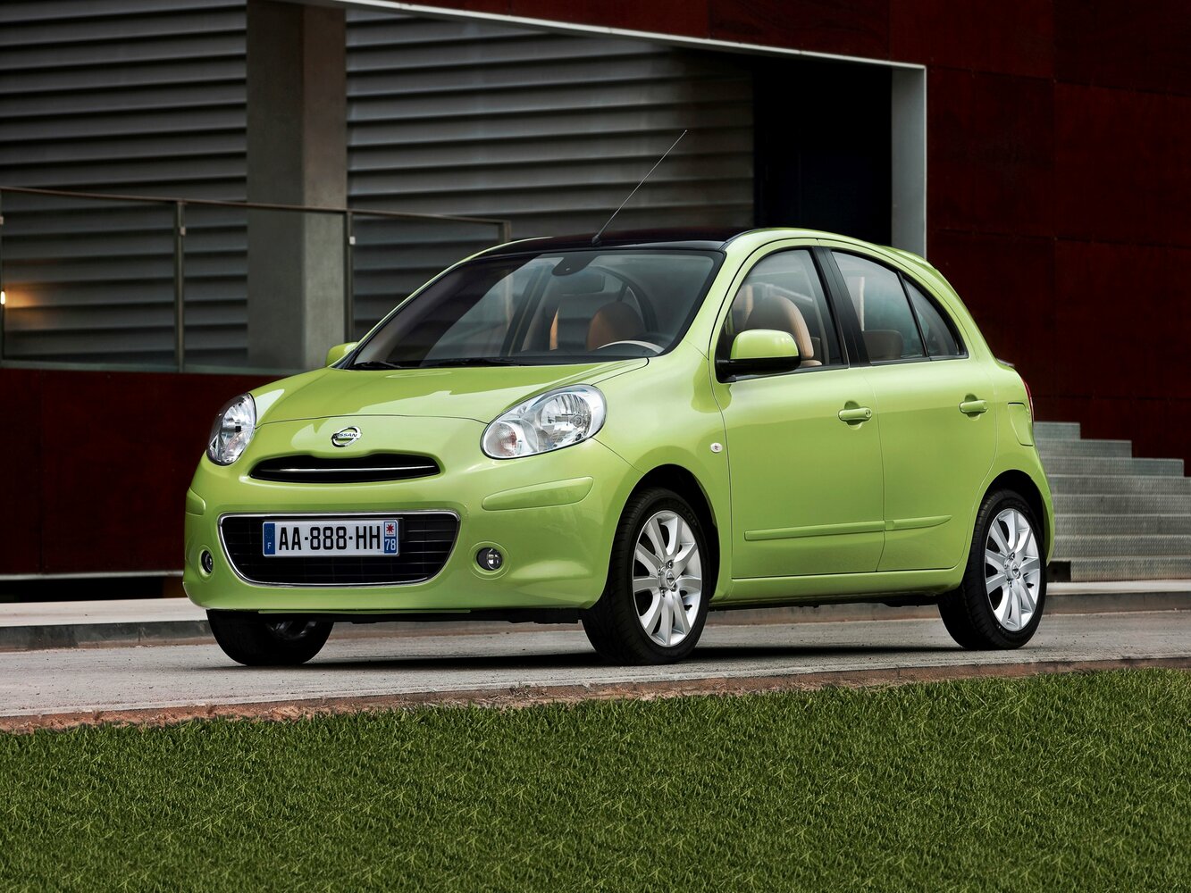 Nissan Micra IV (2010-2016) - Хэтчбек 5 дв.