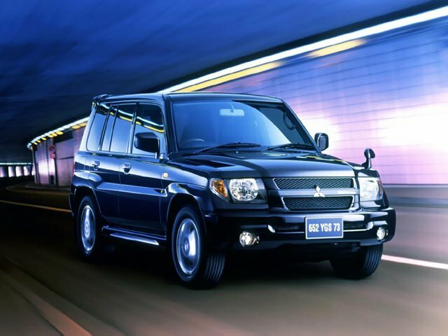 Mitsubishi Pajero iO I (1998-2007) - Внедорожник 5 дв.